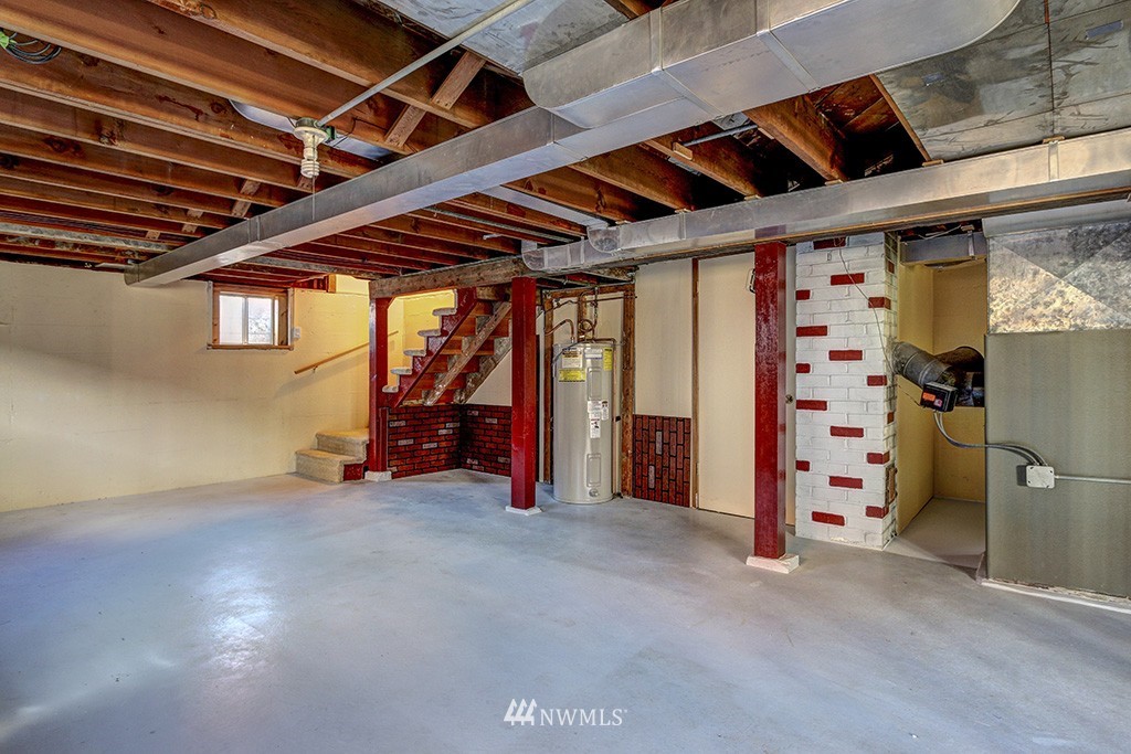 4102 Southwest Monroe Street Seattle, WA 98136 - Photo 14 of 19 Gallery Image 14