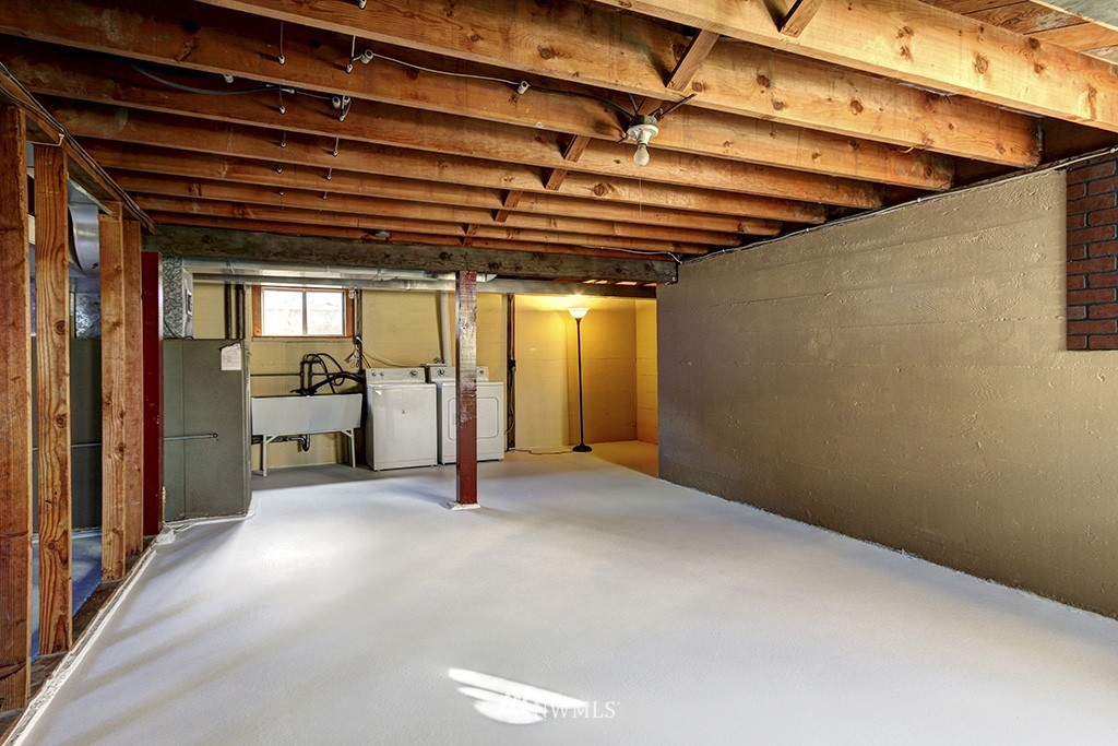 4102 Southwest Monroe Street Seattle, WA 98136 - Photo 15 of 19 Gallery Image 15