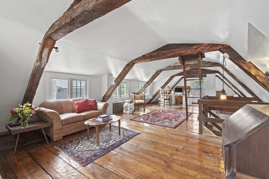 80 Front Street Marblehead, MA 01945 - Photo 36 of 42 a living room with furniture