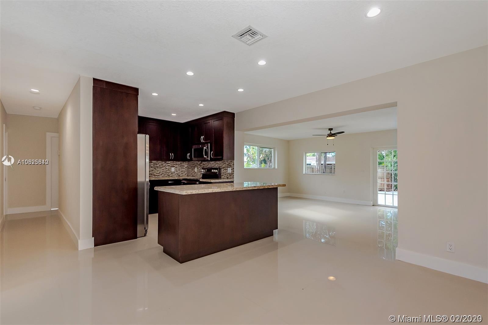 7540 Southwest 28th Street Road Miami, FL 33155 - Photo 8 of 39