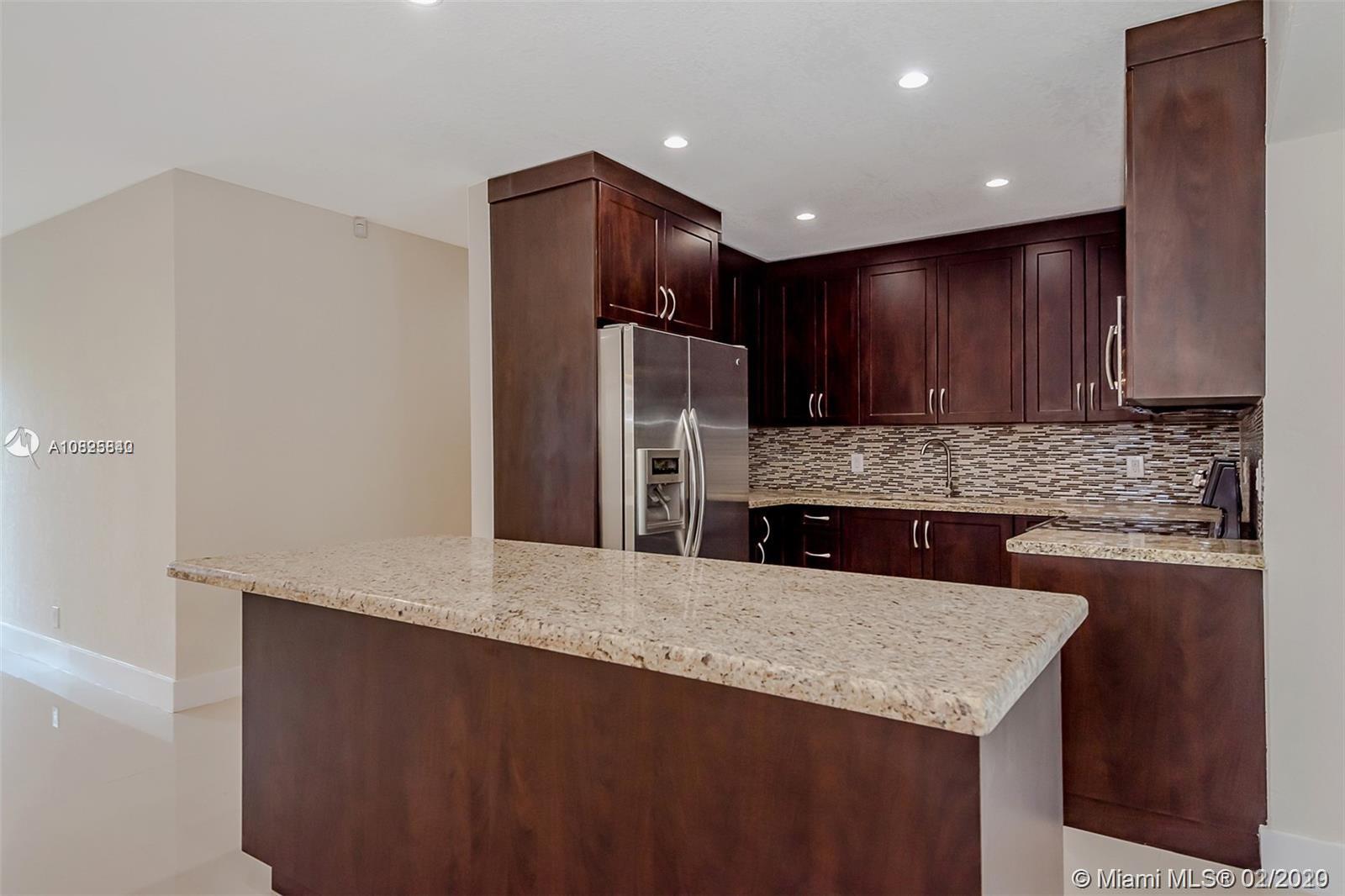 7540 Southwest 28th Street Road Miami, FL 33155 - Photo 10 of 39