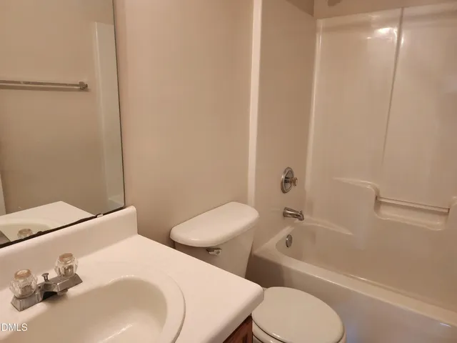 $1,990 | 4820 Loganshire Lane, Raleigh, NC 27616