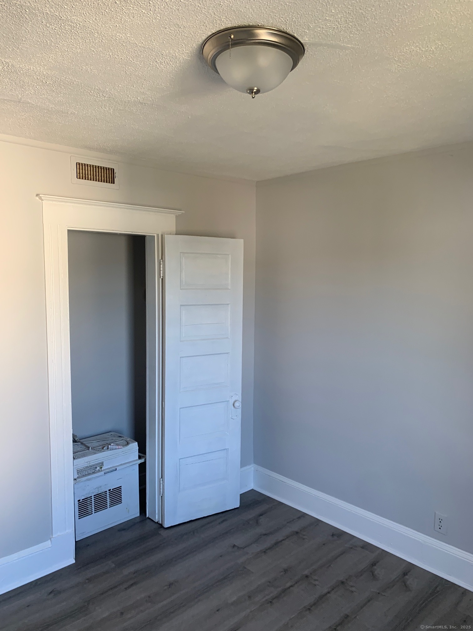 30 Cottage Street, Unit 2 Bristol, CT 06010 - Photo 9 of 9