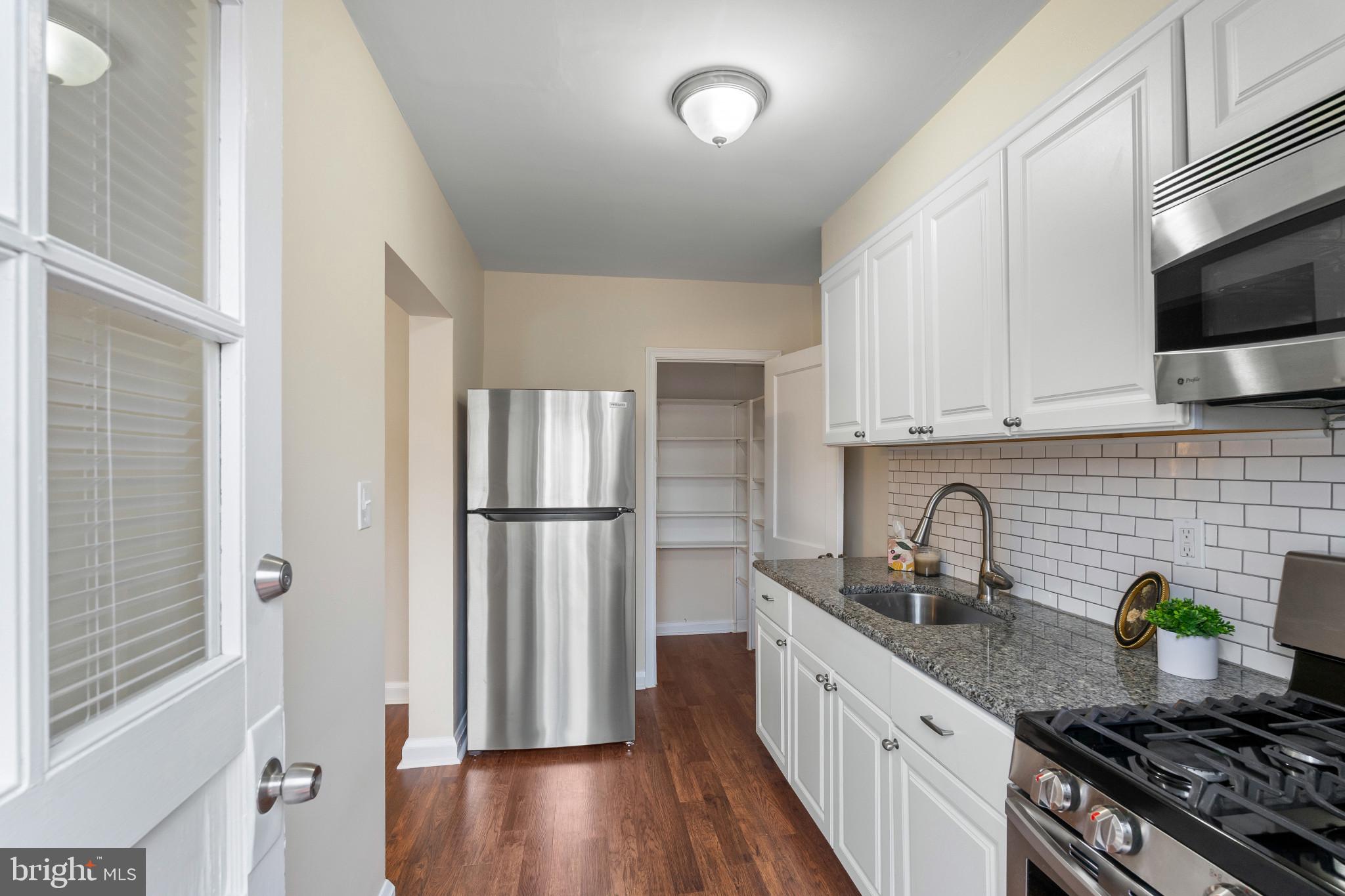 1928 Inverton Road Baltimore, MD 21222 - Photo 11 of 31 Kitchen