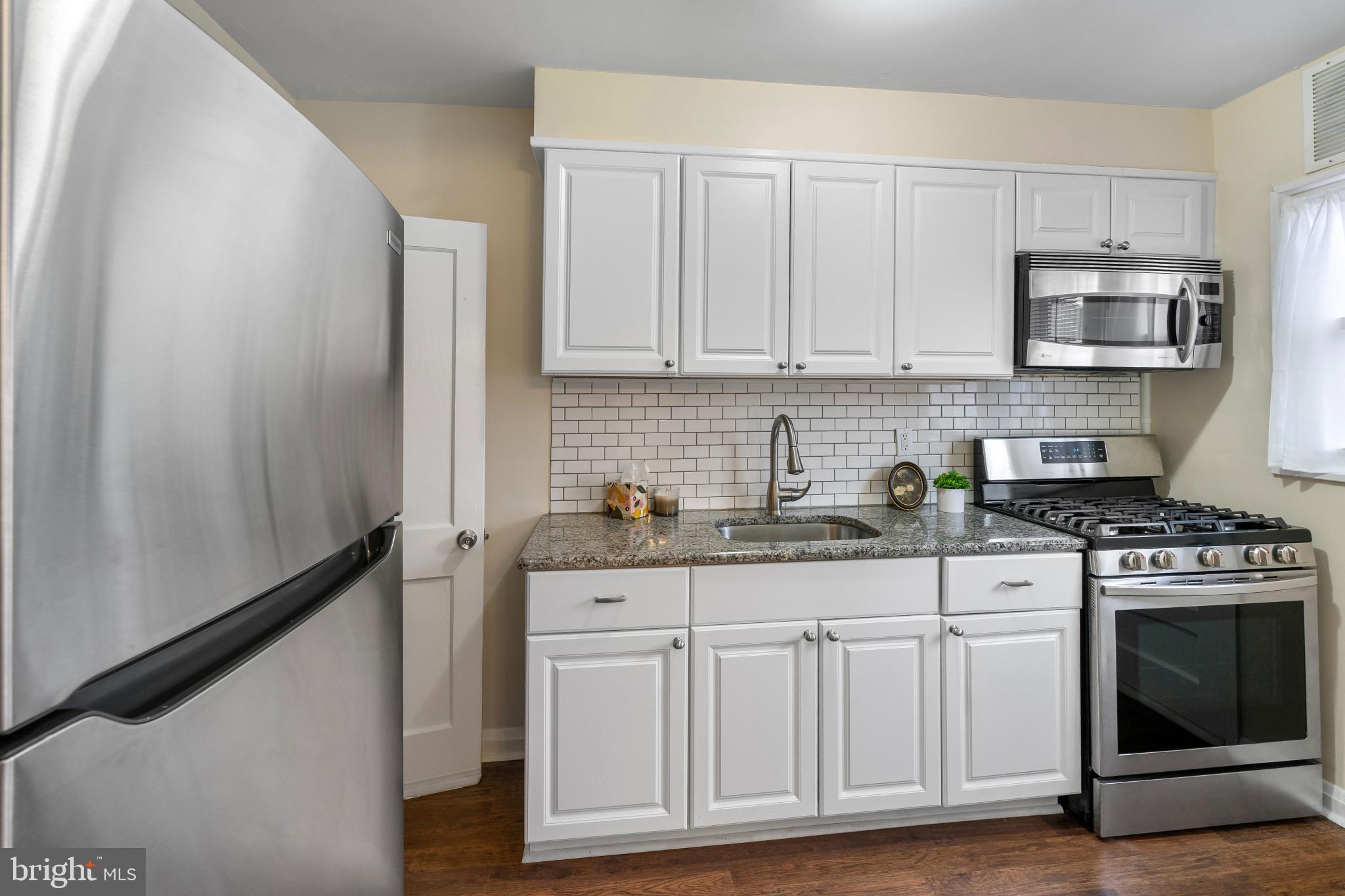 1928 Inverton Road Baltimore, MD 21222 - Photo 12 of 31 Kitchen