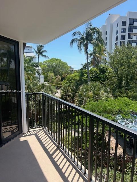 55 Ocean Ln Drive, Unit 3034 Key Biscayne, FL 33149 - Photo 15 of 30