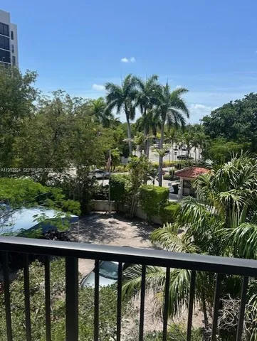 $3,800 | 55 Ocean Ln Drive, Unit 3034, Key Biscayne, FL 33149