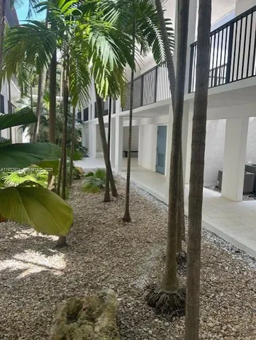 $3,800 | 55 Ocean Ln Drive, Unit 3034, Key Biscayne, FL 33149