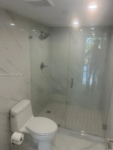 $3,800 | 55 Ocean Ln Drive, Unit 3034, Key Biscayne, FL 33149