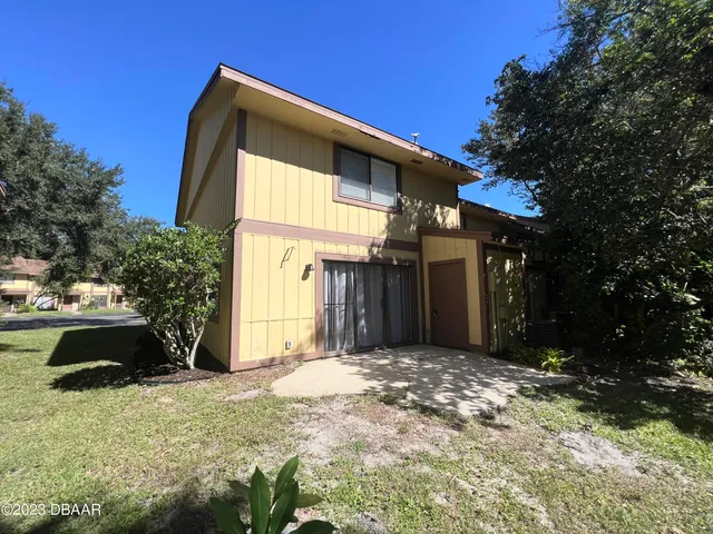 $2,000 | 9 Lakewood Park, Ormond Beach, FL 32174