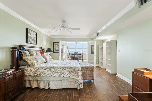 $355,000 | 5108 Brittany Drive South, Unit 805, St. Petersburg, FL 33715