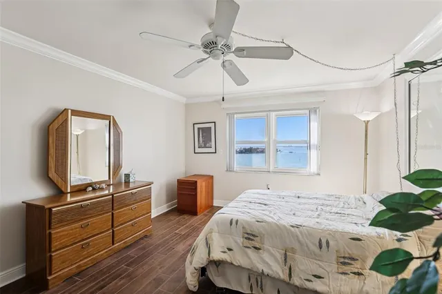 $355,000 | 5108 Brittany Drive South, Unit 805, St. Petersburg, FL 33715