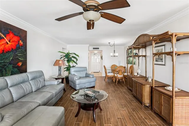 $355,000 | 5108 Brittany Drive South, Unit 805, St. Petersburg, FL 33715