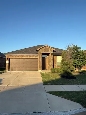 $2,400 | 9124 Sycamore Leaf Drive, Fort Worth, TX 76179