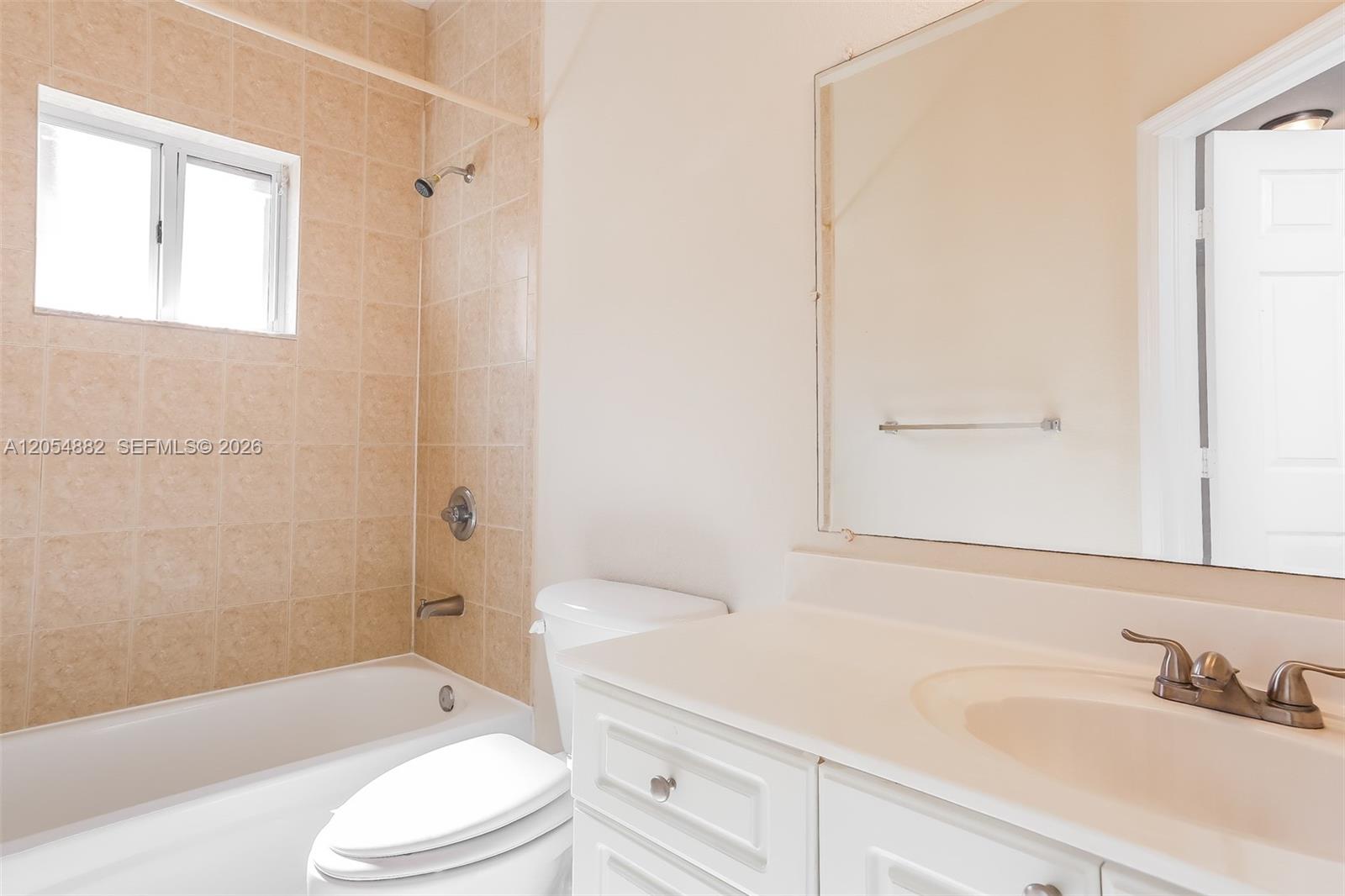 213 Southwest 15th Place Homestead, FL 33030 - Photo 12 of 15