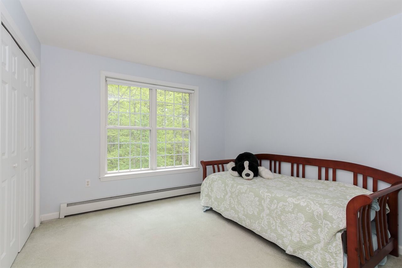 5 Coachman Road Windham, NH 03087 - Photo 16 of 23