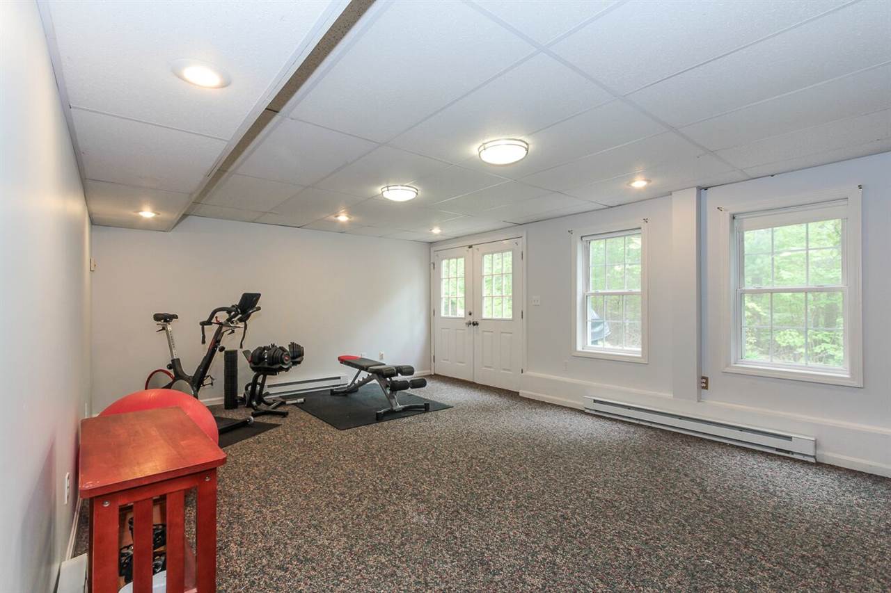 5 Coachman Road Windham, NH 03087 - Photo 22 of 23