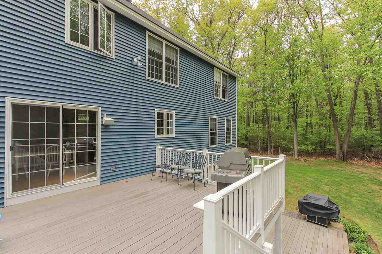 5 Coachman Road Windham, NH 03087 - Photo 4 of 23