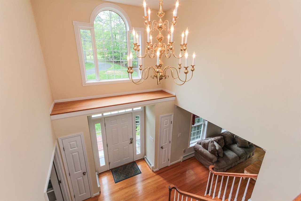 5 Coachman Road Windham, NH 03087 - Photo 7 of 23