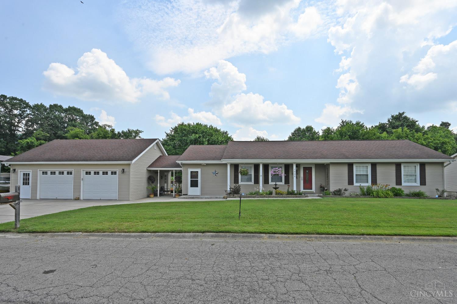 1930 Stivers Road Aberdeen, OH 45101 - Photo 2 of 45