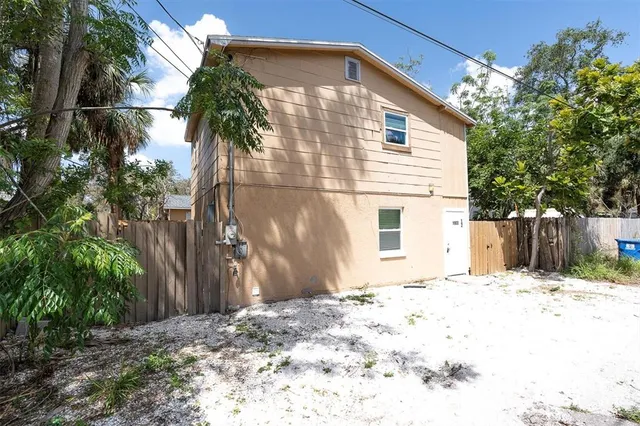 $405,000 | 1900 45th Street South, St. Petersburg, FL 33711
