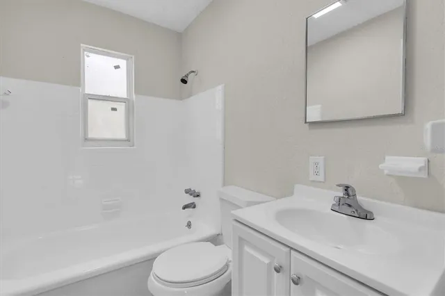 $405,000 | 1900 45th Street South, St. Petersburg, FL 33711