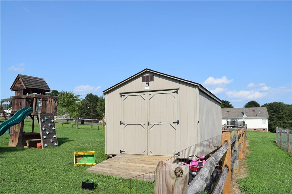 3001 Icard Rhodhiss Road Connelly Springs, NC 28612 - Photo 5 of 13 Gallery Image 5