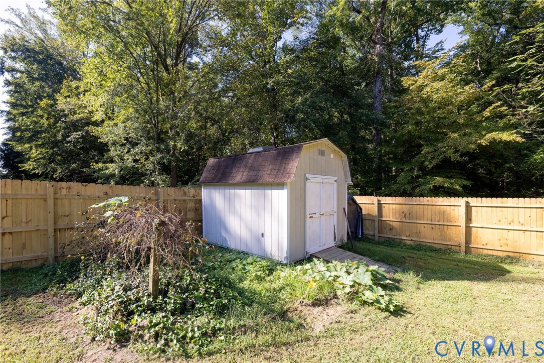 1606 Unison Drive Midlothian, VA 23113 - Photo 40 of 45