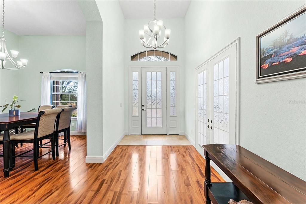 5130 Morning Dew Loop Oviedo, FL 32765 - Photo 7 of 38 a view of a livingroom with furniture window and wooden floor