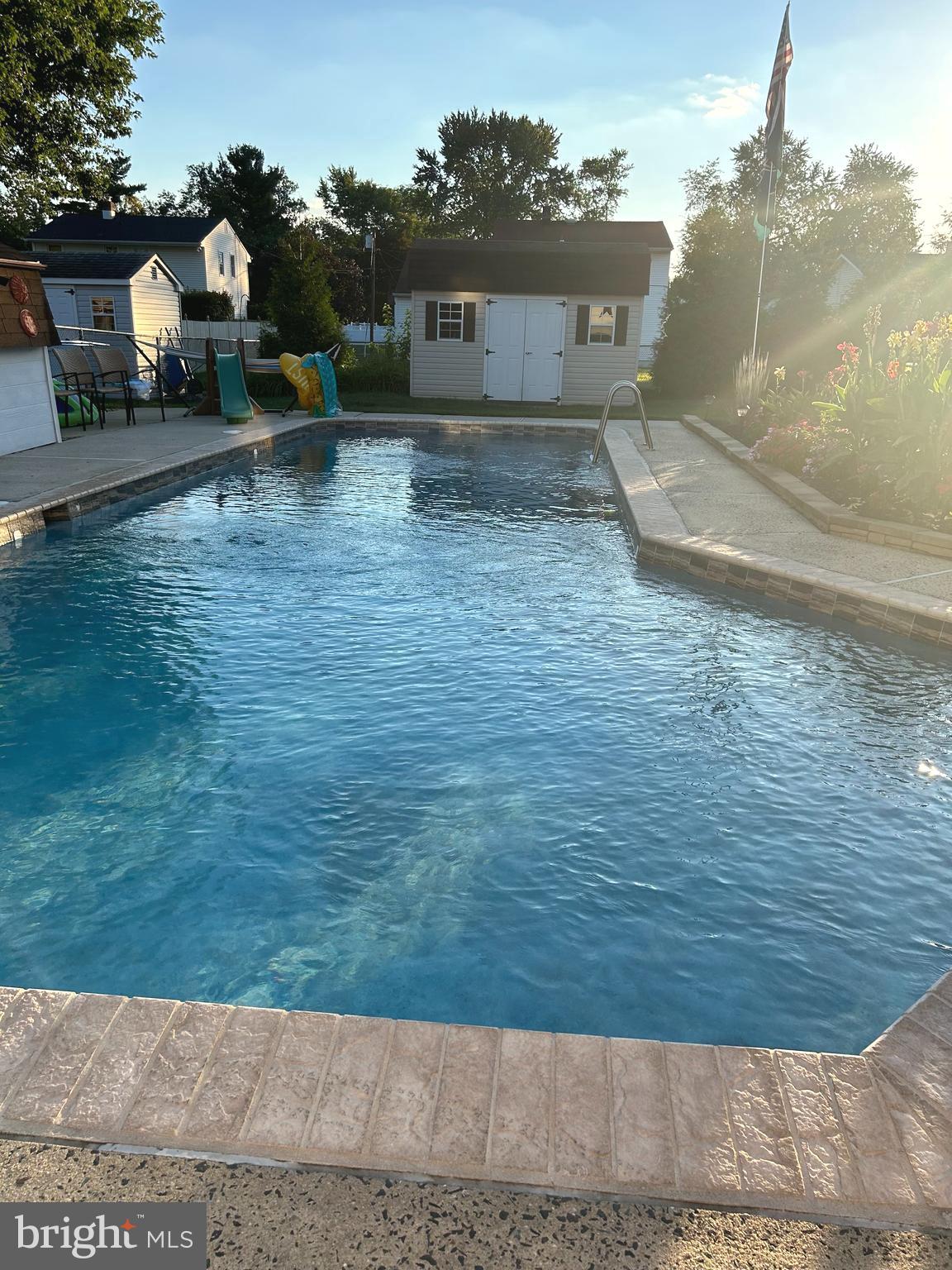 247 Southview Drive Delran, NJ 08075 - Photo 5 of 32 Summer Party Time! - Seller Photo