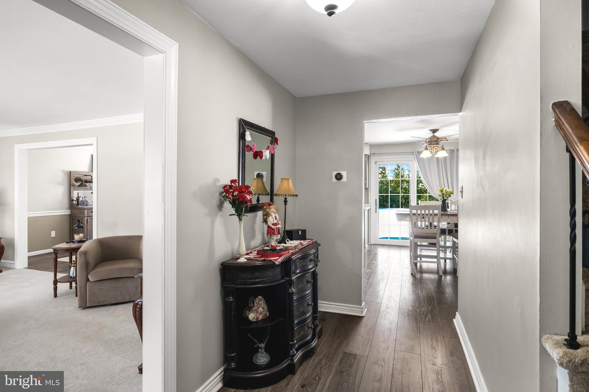 247 Southview Drive Delran, NJ 08075 - Photo 7 of 32