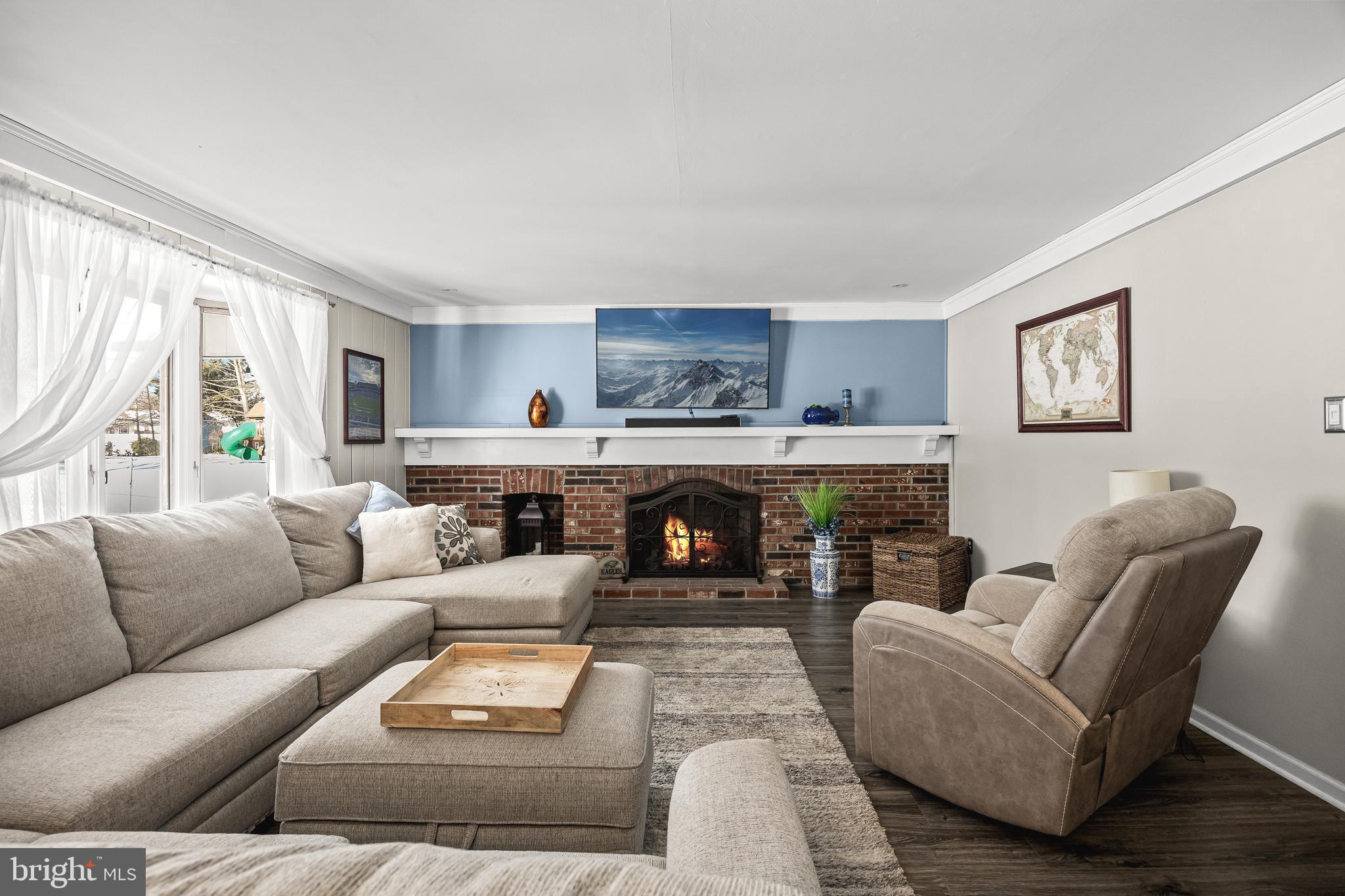 247 Southview Drive Delran, NJ 08075 - Photo 8 of 32