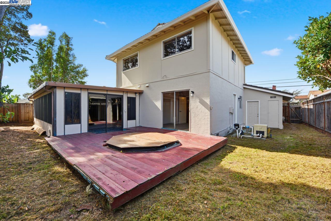 14544 Tiburon Road San Leandro, CA 94577 - Photo 22 of 26