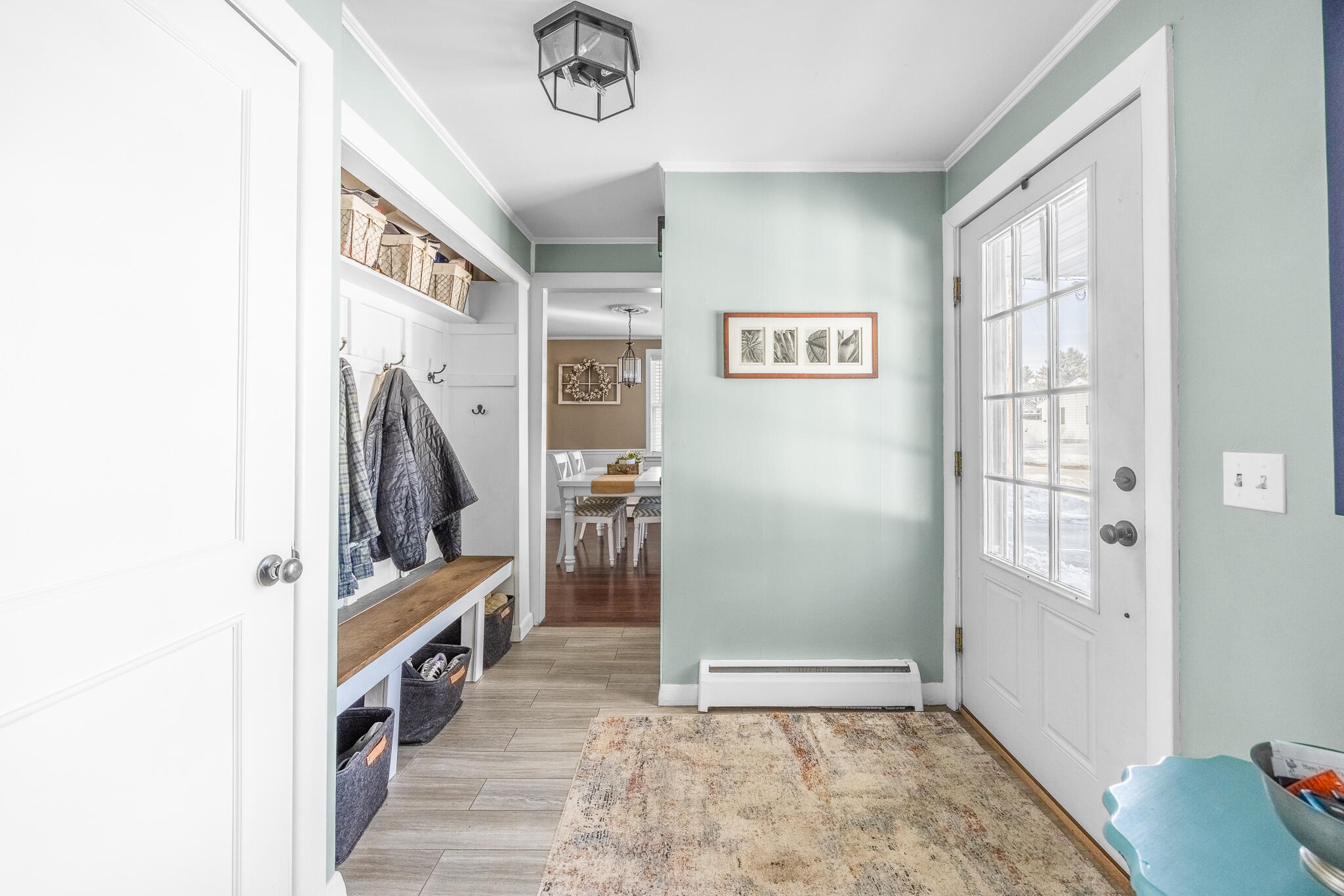 152 East Broadway Extension Bangor, ME 04401 - Photo 7 of 46 Entry