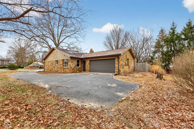 $615,000 | 4734 Buckingham Court, Carmel, IN 46033