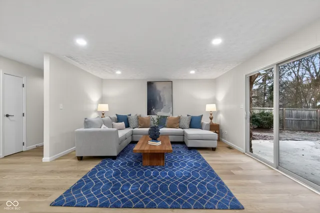 $615,000 | 4734 Buckingham Court, Carmel, IN 46033