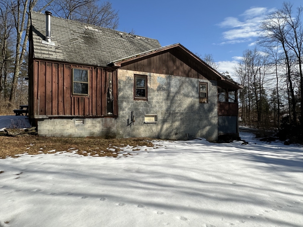 2 Old House Road Westfield, MA 01085 - Photo 5 of 11 a backyard of a house