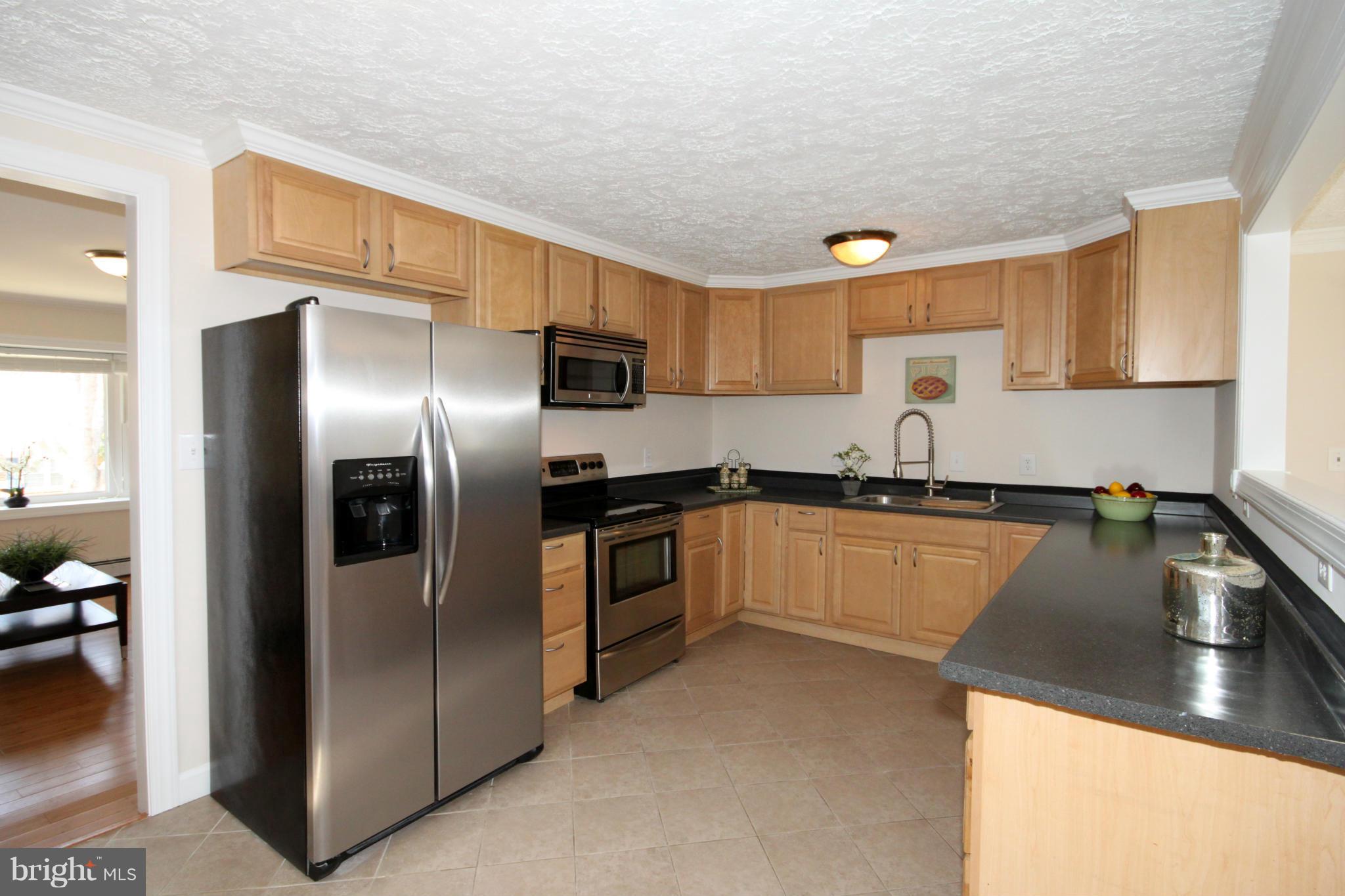 4307 Granby Road Woodbridge, VA 22193 - Photo 5 of 30 Kitchen