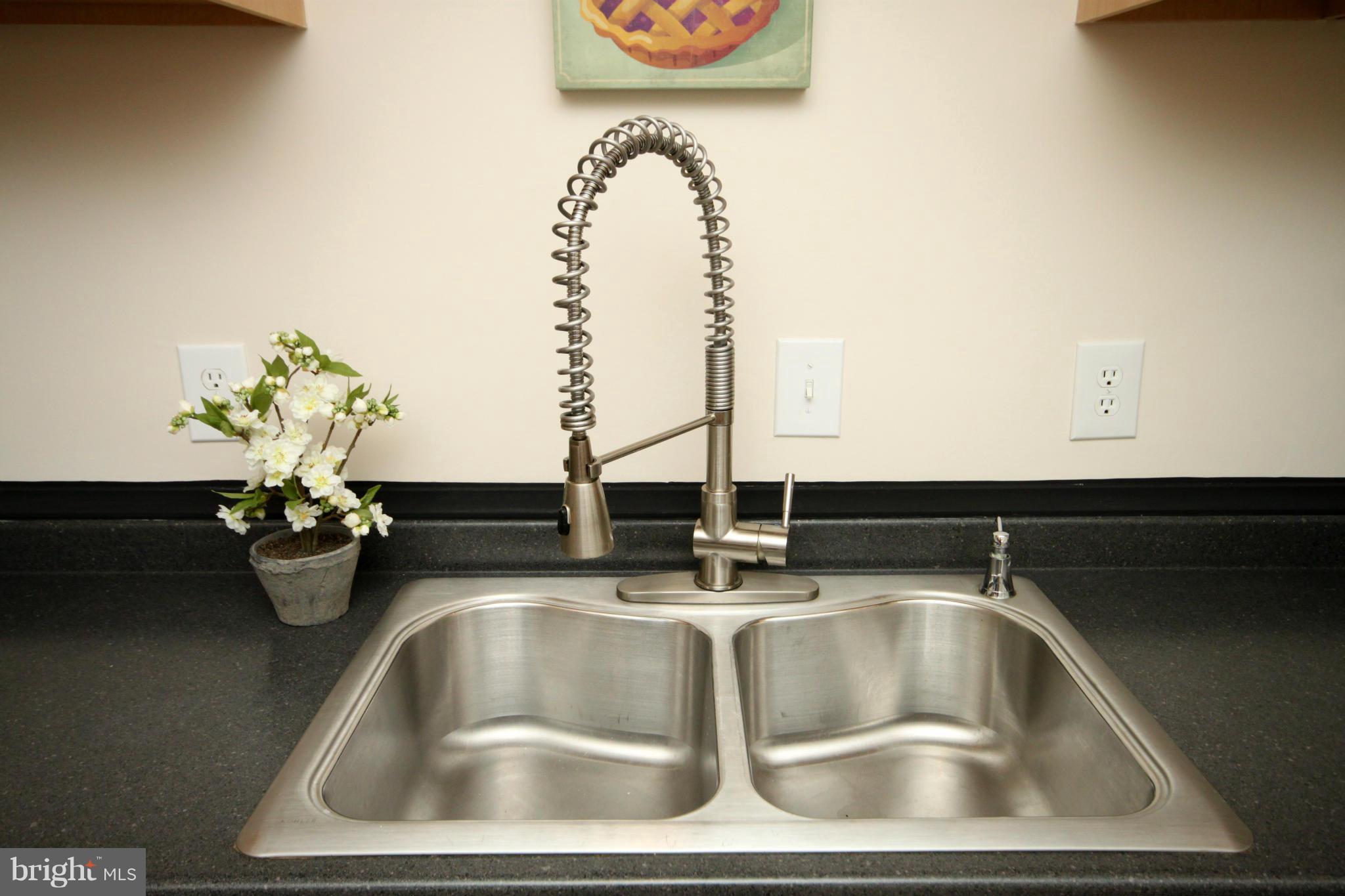 4307 Granby Road Woodbridge, VA 22193 - Photo 9 of 30 Kitchen
