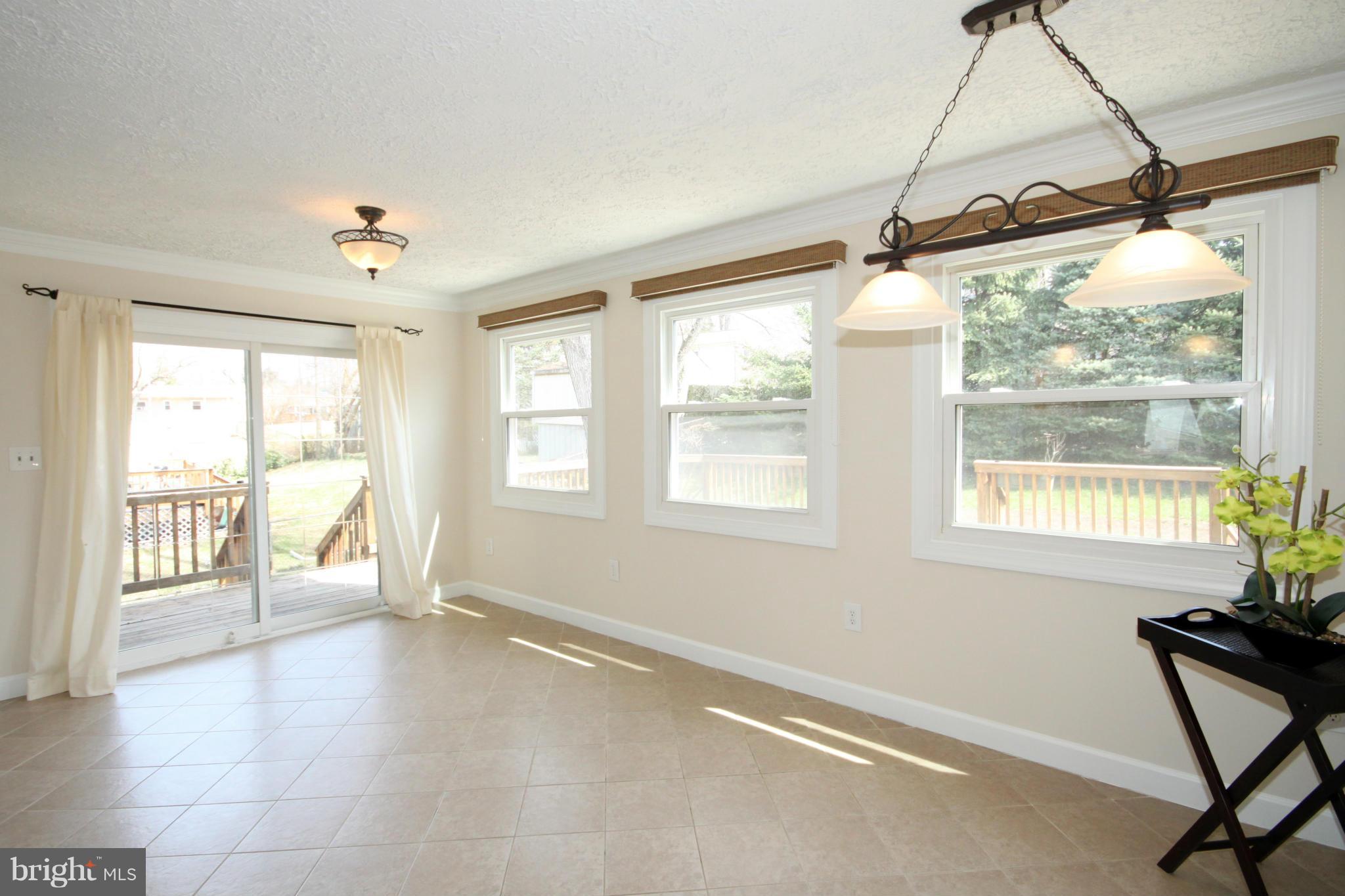 4307 Granby Road Woodbridge, VA 22193 - Photo 10 of 30 Dining Room