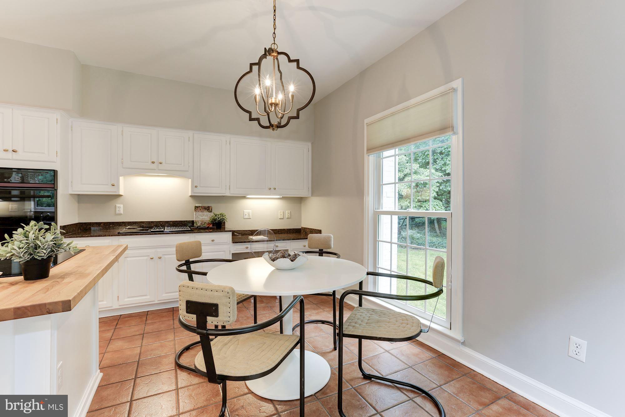 1008 Union Church Road McLean, VA 22102 - Photo 15 of 30 Kitchen