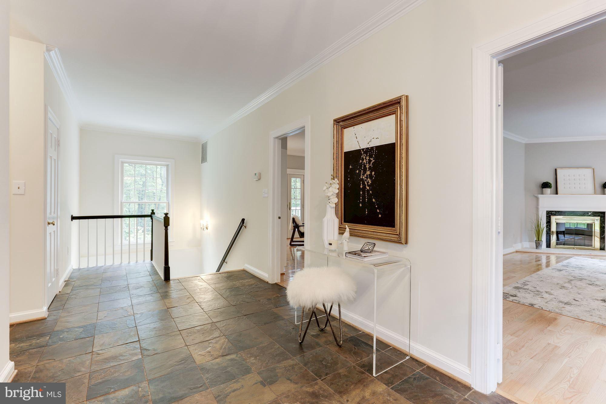 1008 Union Church Road McLean, VA 22102 - Photo 4 of 30 Foyer with Lower Level Access