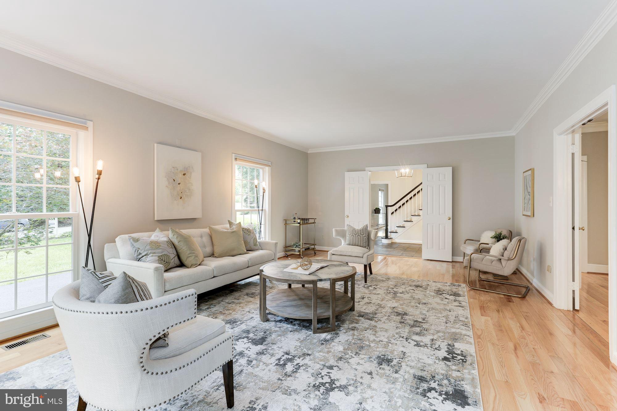 1008 Union Church Road McLean, VA 22102 - Photo 6 of 30 Light Filled Living Room