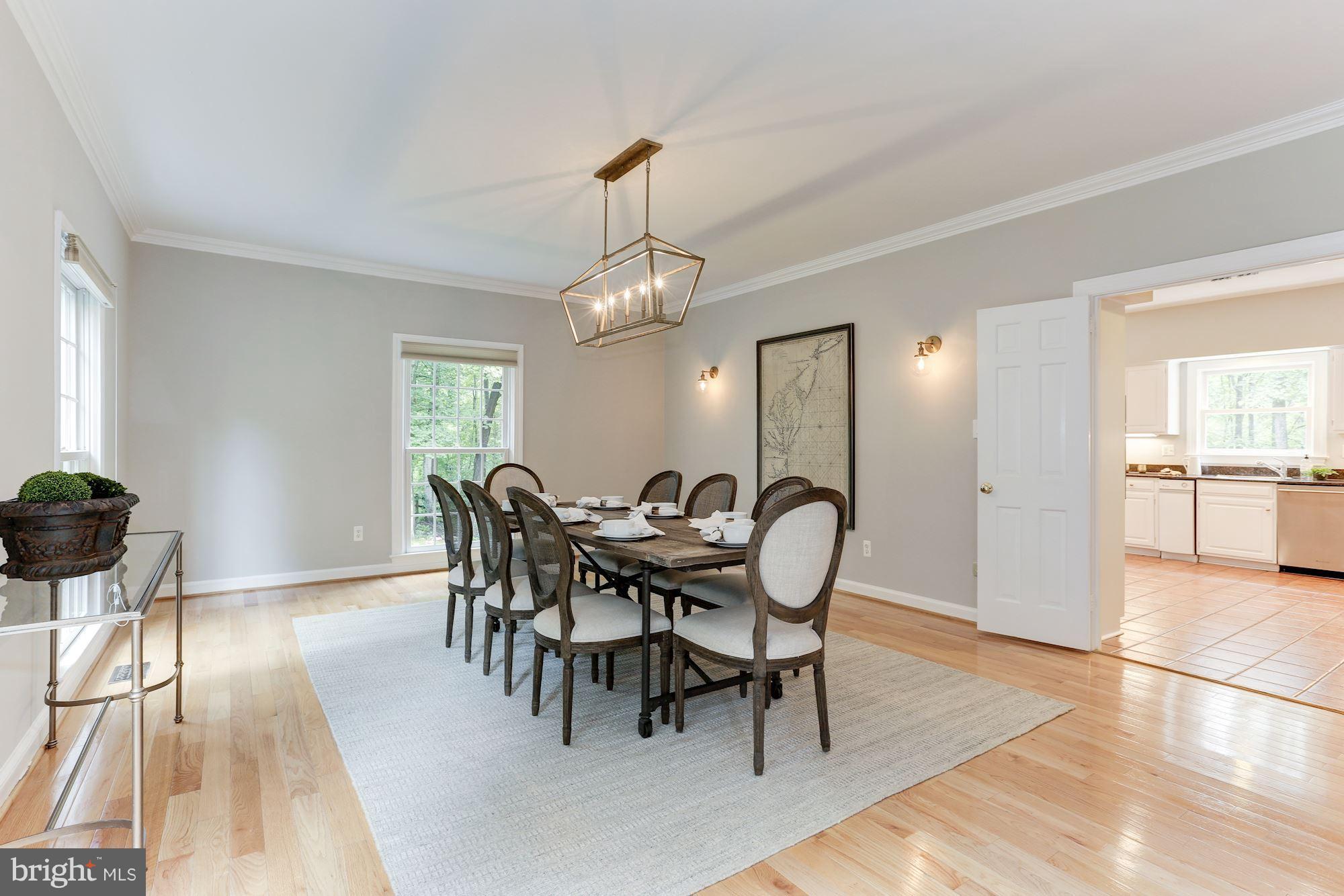 1008 Union Church Road McLean, VA 22102 - Photo 10 of 30 Dining Room