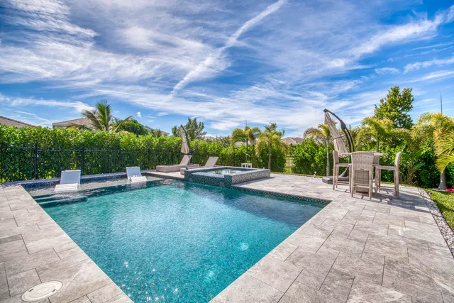 $900,000 | 1345 Bushel Crk Crossing, Loxahatchee, FL 33470