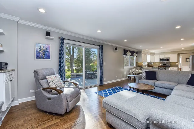 $640,000 | 344 Waxwing Avenue, Naperville, IL 60565