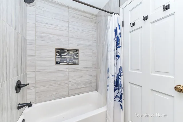 $640,000 | 344 Waxwing Avenue, Naperville, IL 60565