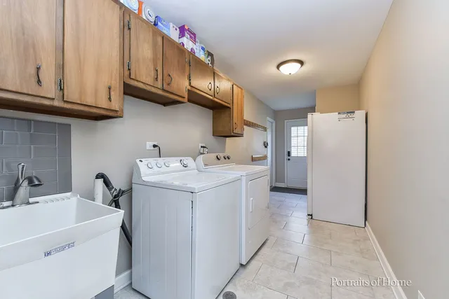 $640,000 | 344 Waxwing Avenue, Naperville, IL 60565