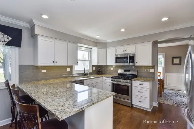 $640,000 | 344 Waxwing Avenue, Naperville, IL 60565