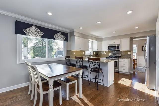 $640,000 | 344 Waxwing Avenue, Naperville, IL 60565